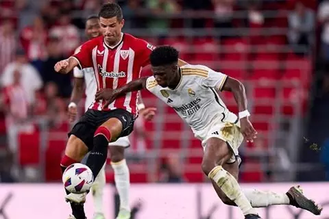 الدوري الإسباني.. أتلتيك بلباو 0-0 ريال مدريد.. بداية المباراة